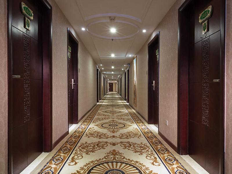 Vienna Hotel Guangzhou Shaheding Metro Station Exterior foto